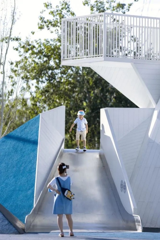 1668495786515698.jpg 1668495786515698.jpg